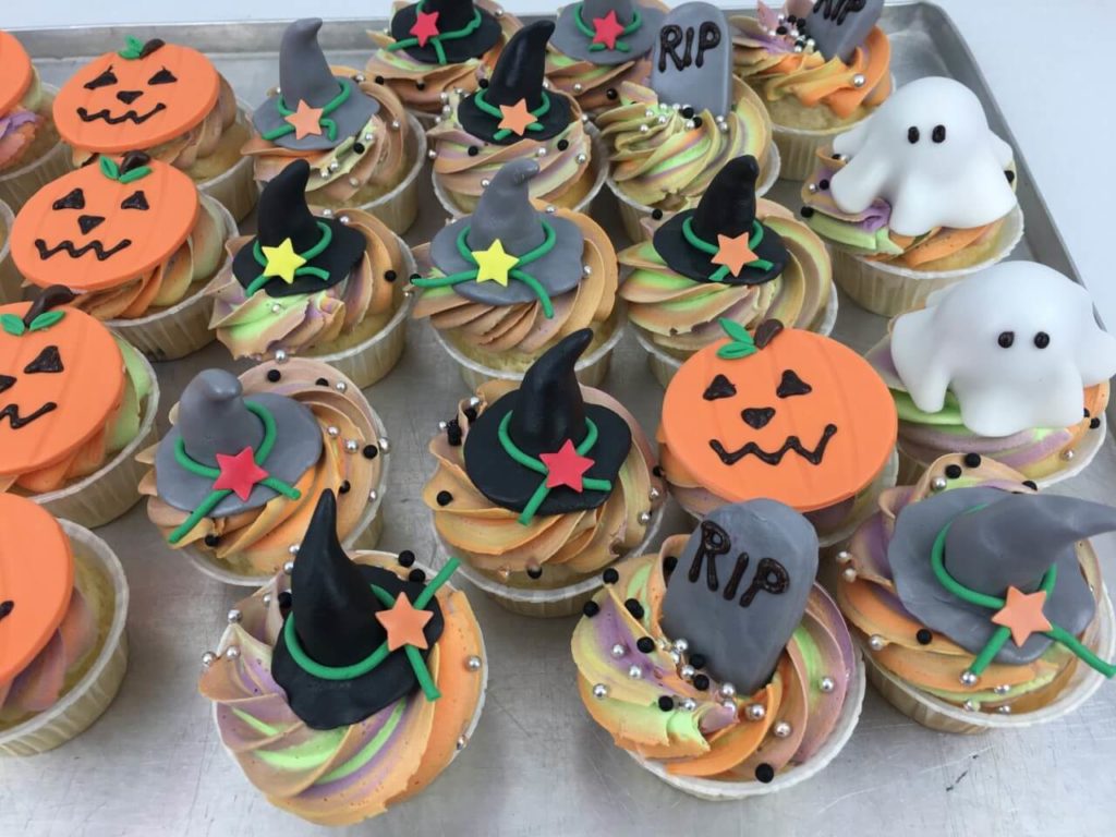 Sweet Table Da Rino Bottrop Halloween Cupcakes