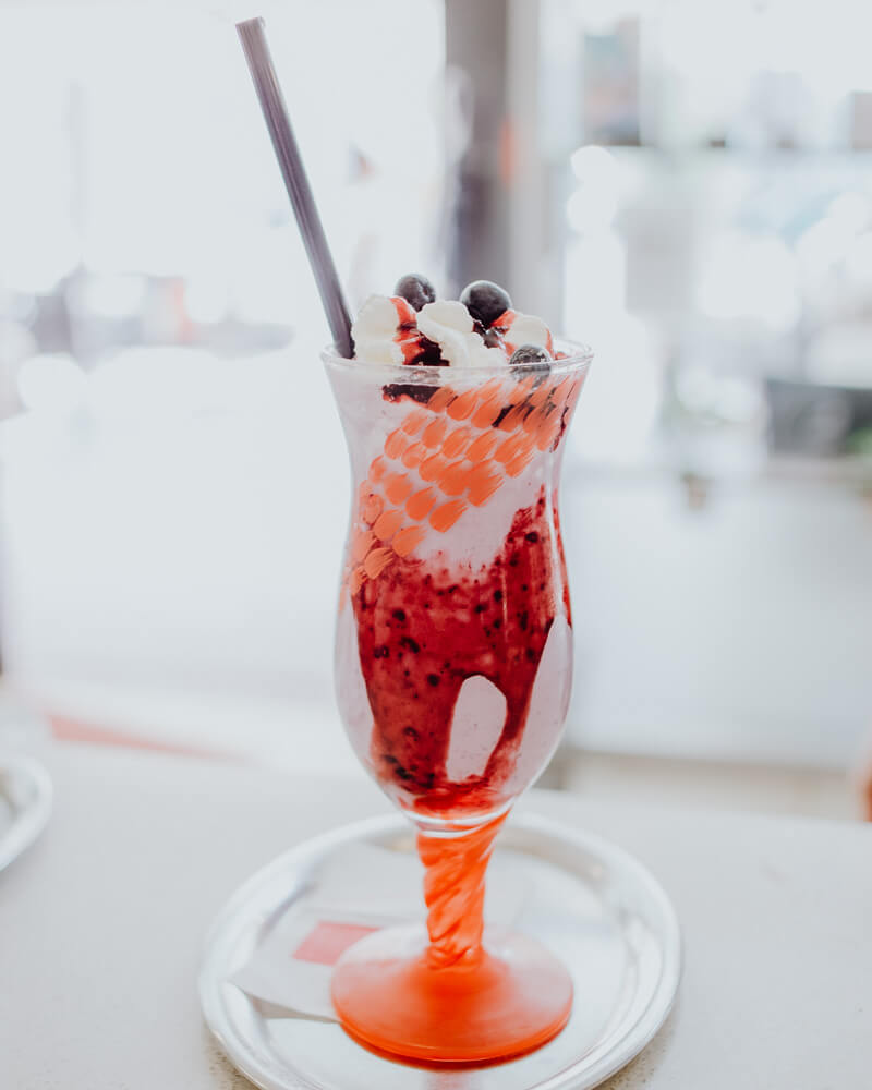 Eiscafe Da Rino In Bottrop Am Zob Das Leckerste Eis Der Stadt