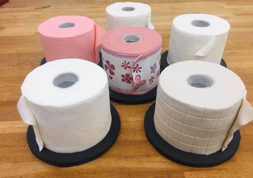 Die etwas andere Überraschung zu Ostern: Die Klopapier-Torte