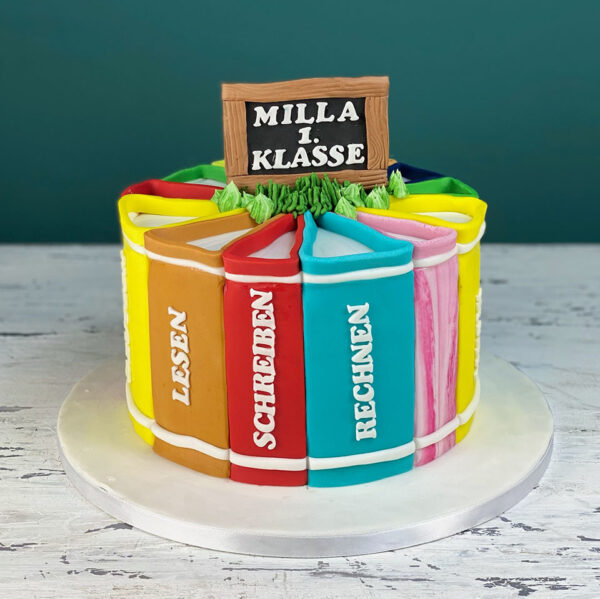 Schulbuch Torte zur Einschulung