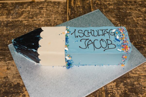 Torte Einschulung Bleistift blau