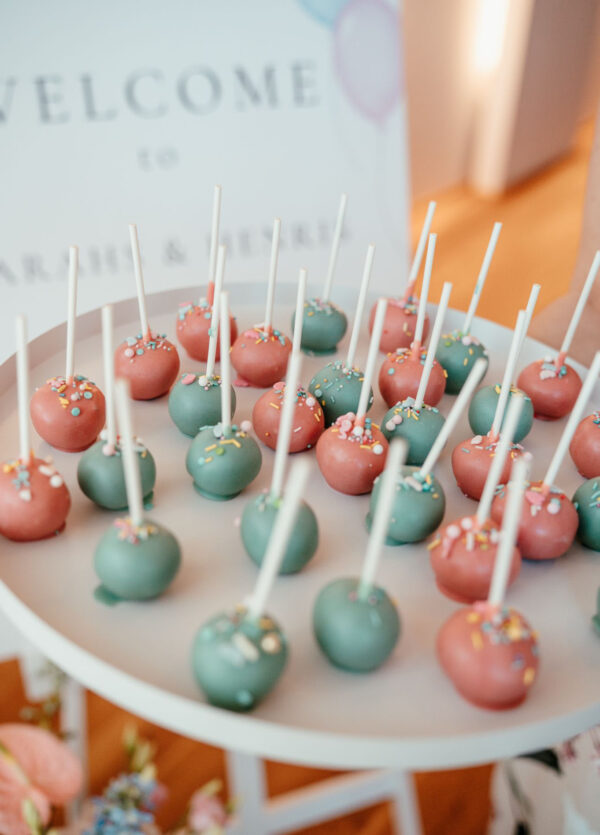 Gender Reveal Cakepops von Da Rino
